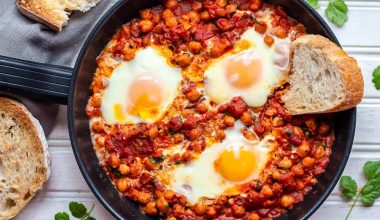 What to Serve With Shakshuka